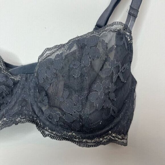 Victoria's Secret Women's Dream Angels Semi Sheer Lace Bra Gray Size 34D/D75 - Picture 4 of 11